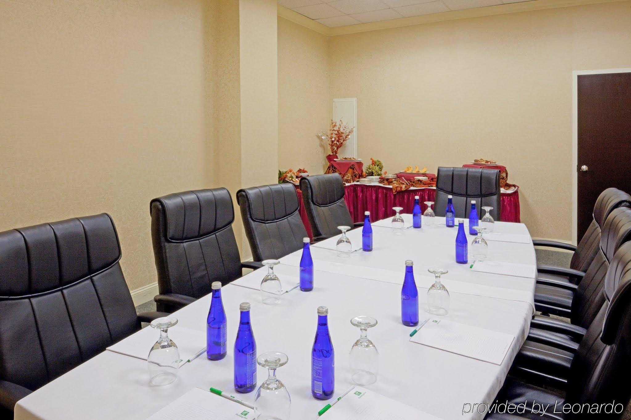 Holiday Inn Boston - Dedham Hotel & Conference Center, An Ihg Hotel Bagian luar foto