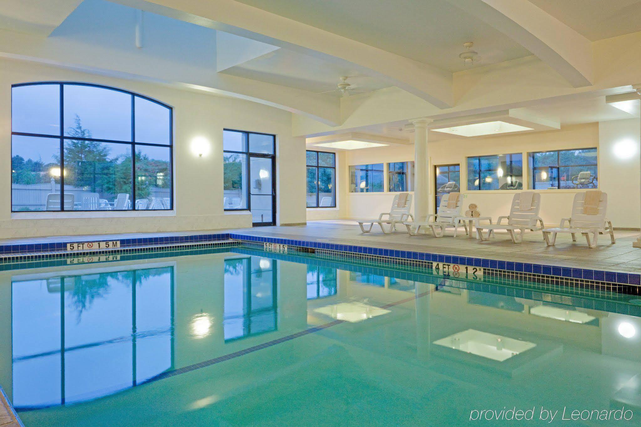 Holiday Inn Boston - Dedham Hotel & Conference Center By Ihg Bagian luar foto