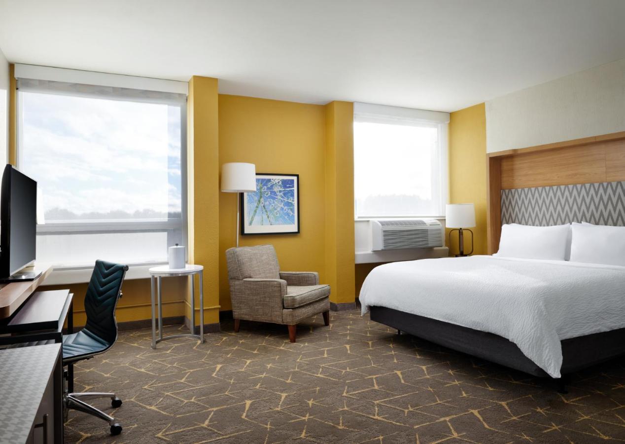 Holiday Inn Boston - Dedham Hotel & Conference Center, An Ihg Hotel Bagian luar foto