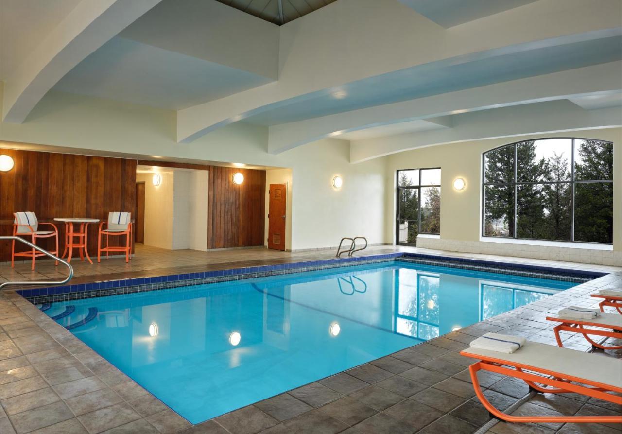 Holiday Inn Boston - Dedham Hotel & Conference Center By Ihg Bagian luar foto