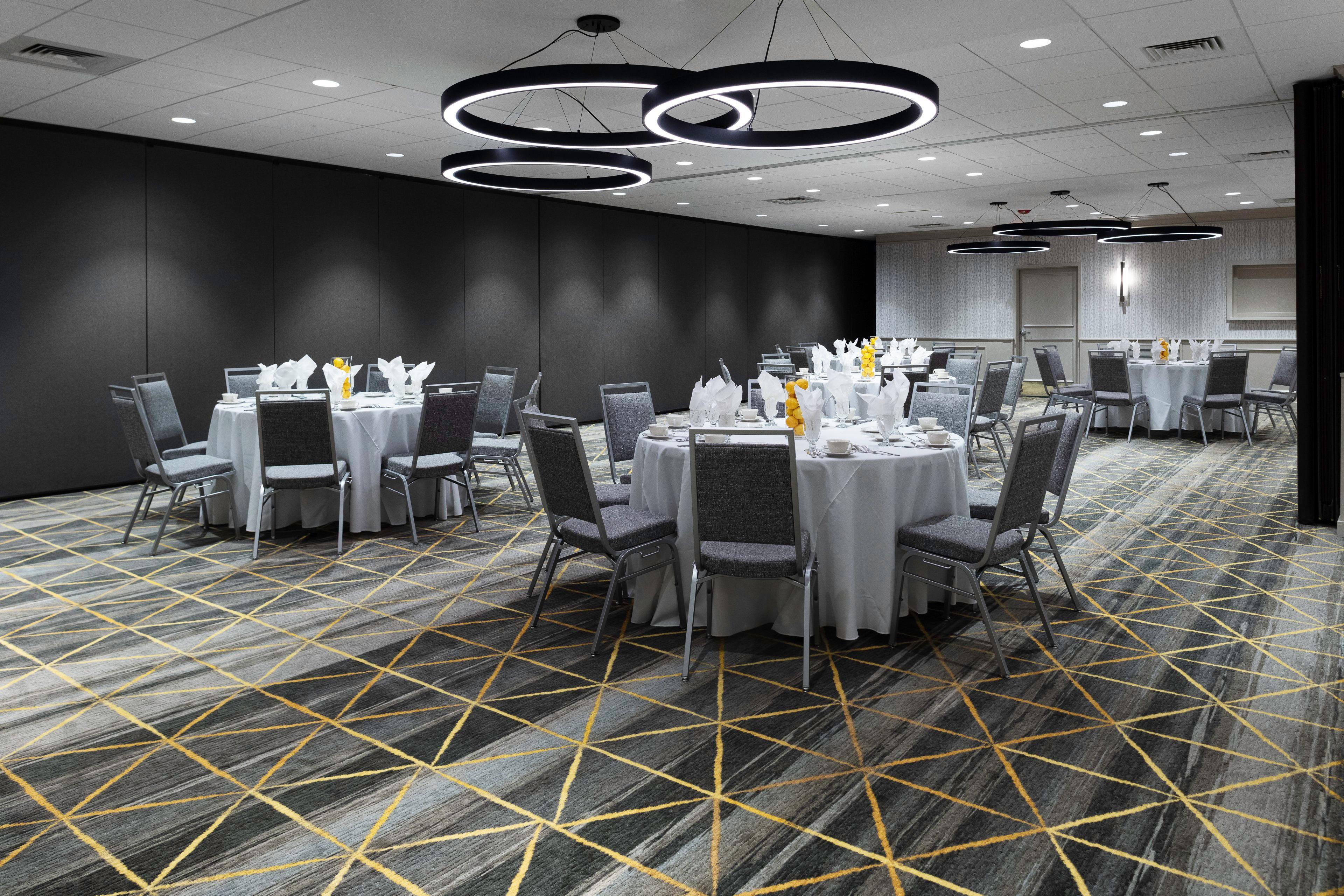 Holiday Inn Boston - Dedham Hotel & Conference Center By Ihg Bagian luar foto