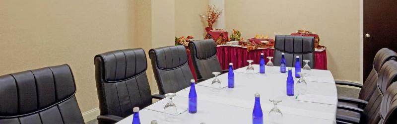 Holiday Inn Boston - Dedham Hotel & Conference Center By Ihg Bagian luar foto