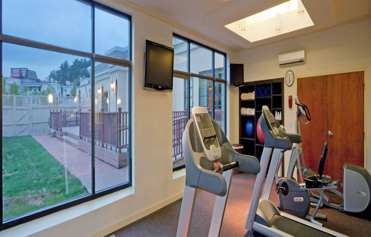 Holiday Inn Boston - Dedham Hotel & Conference Center By Ihg Bagian luar foto